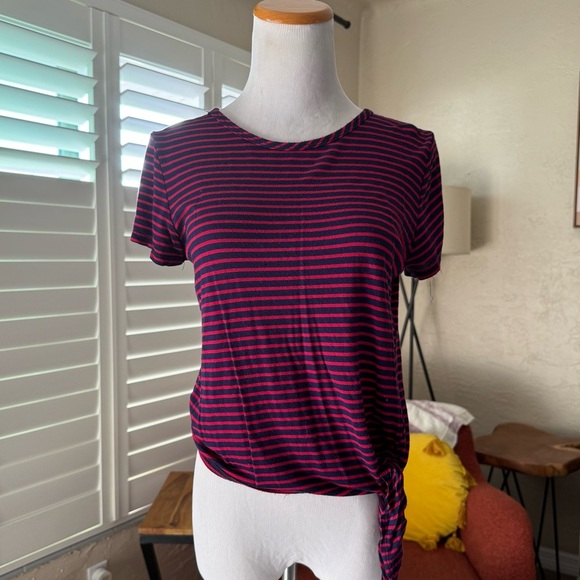 Olivia Rae red and navy striped crop top with tie - Picture 1 of 4